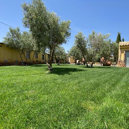 Cortijo Bustamante Guest House Baza Exterior photo